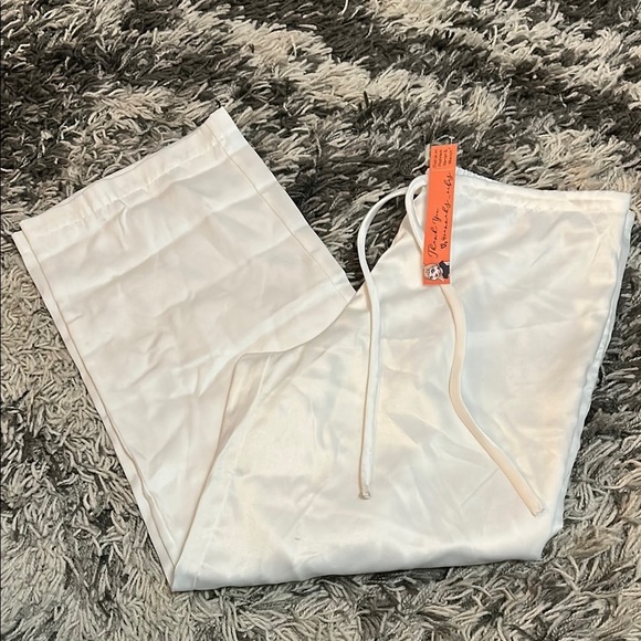 Natori Cream Satin Lounge Pants - Picture 1 of 5